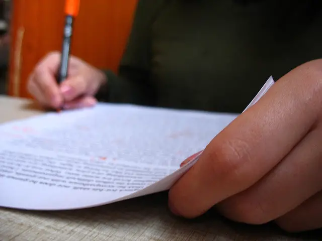 Dos and Don ts in Writing College Application Essays - Huffington Post