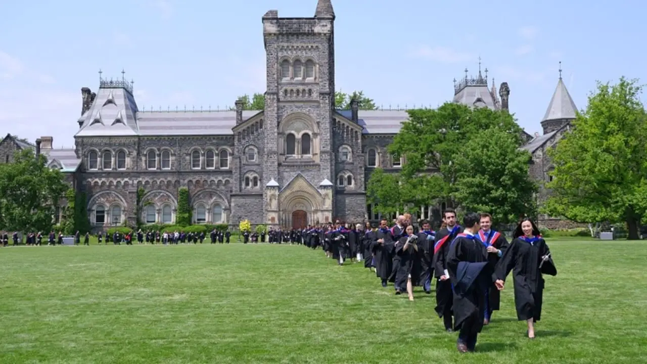 5 Best Canadian Universities for International Students
