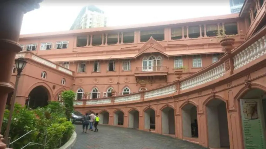 college in mumbai