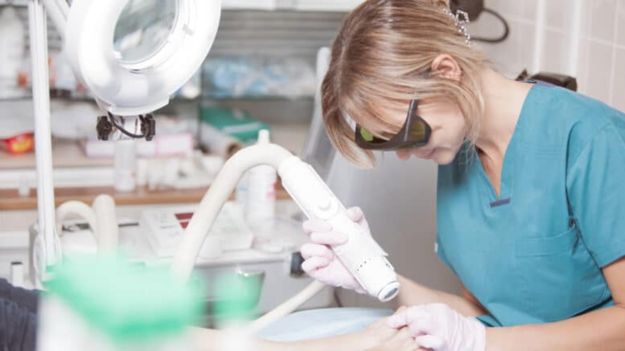 What are the Best Colleges for Dermatology